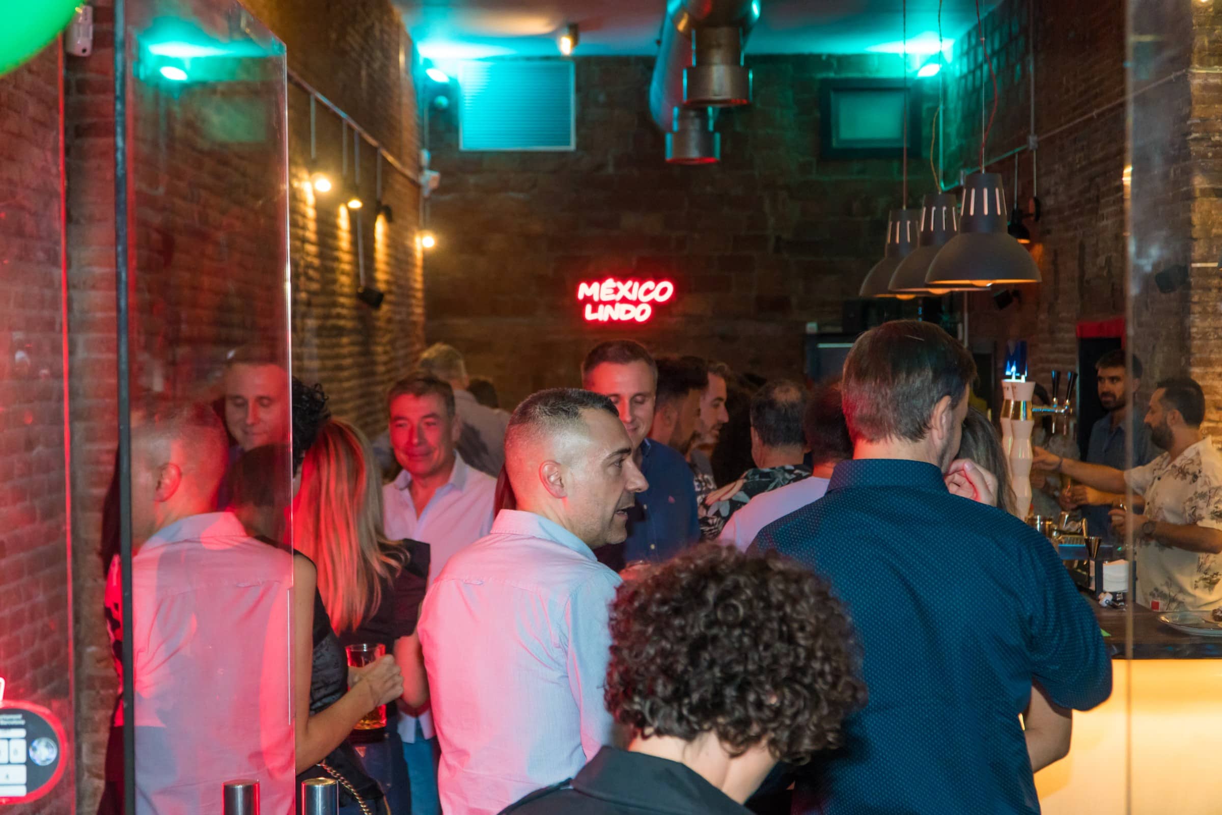 Sabado noche en La Condesa Restaurante Mexicano